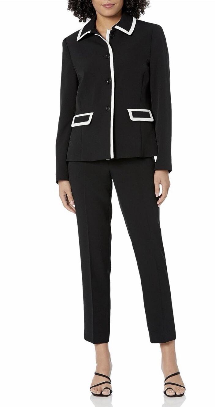 Le Suit Women's Jacket/Pant Suit Petite Black & White 4P NWT